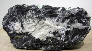 Tungsten ore