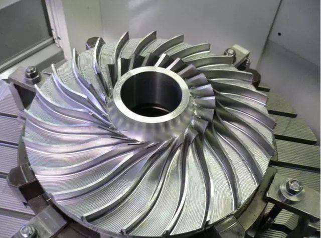 Metal erregogorra merkea